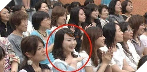 Sự thật đằng sau bức ảnh ma nữ xoay đầu 90 độ trên truyền hình Nhật Bản 2