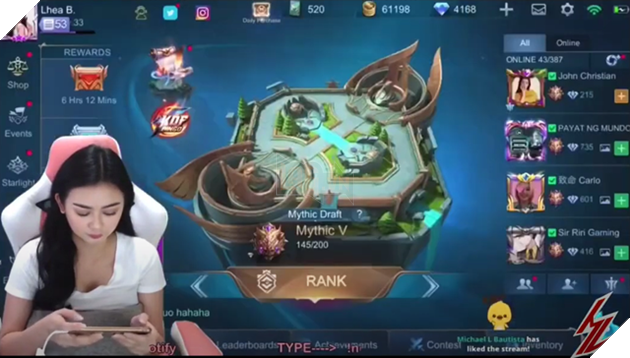 Mải nhắn tin, nữ streamer xinh đẹp sở hữu gần 1 triệu follow để lộ ảnh nóng và clip nhạy cảm trên sóng livestream - Ảnh 1.