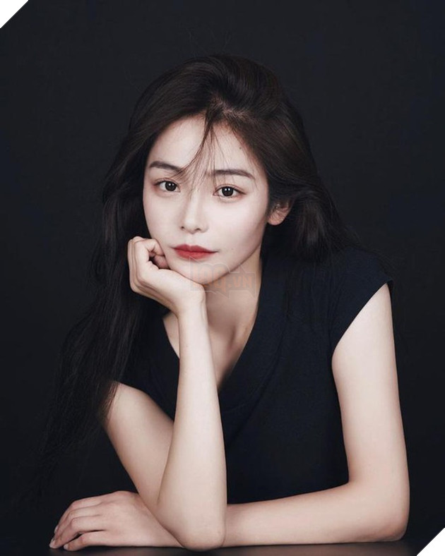 Chiêm ngưỡng nhan sắc cực phẩm của diễn viên đóng thế Lưu Diệc Phi trong Mulan 4