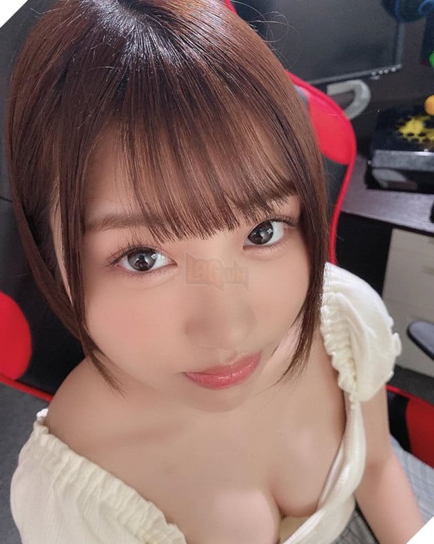 Ngoài công việc đóng phim người lớn, 3 nữ JAV nổi tiếng còn là một game thủ 