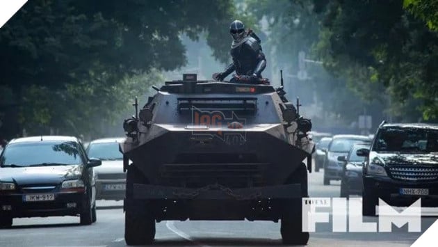 Hình ảnh mới hé lộ sự xuất hiện hoành tráng của Taskmaster và Yelena trong Black Widow 3