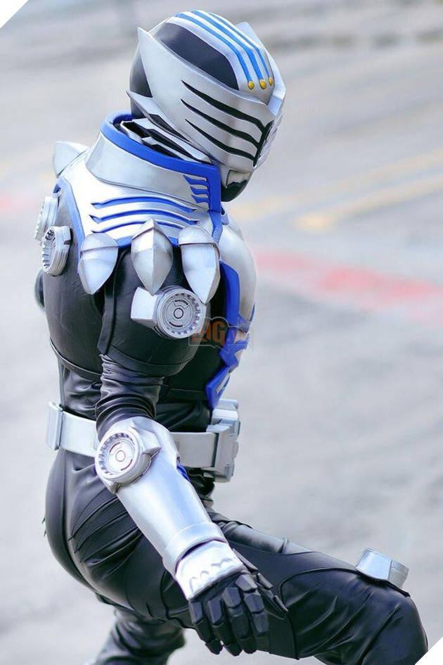 Loạt ảnh cosplay siêu mãn nhãn dành cho fan cuồng Kamen Rider Tiger  11