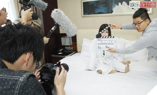 Những cái bẫy tinh vi lừa các cô gái sa chân vào ngành công nghiệp phim khiêu dâm 3