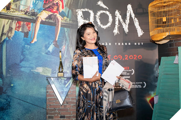 Chạy đua gần một thập kỉ để ra rạp, RÒM được cả showbiz tề tựu chúc mừng ngày công chiếu 5