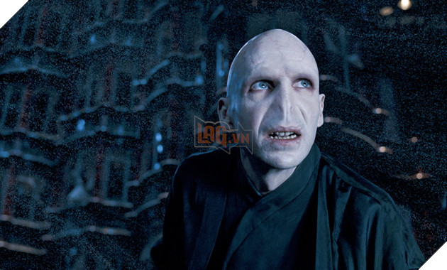 Những màn biến hình cực sốc của các diễn viên Hollywood 12