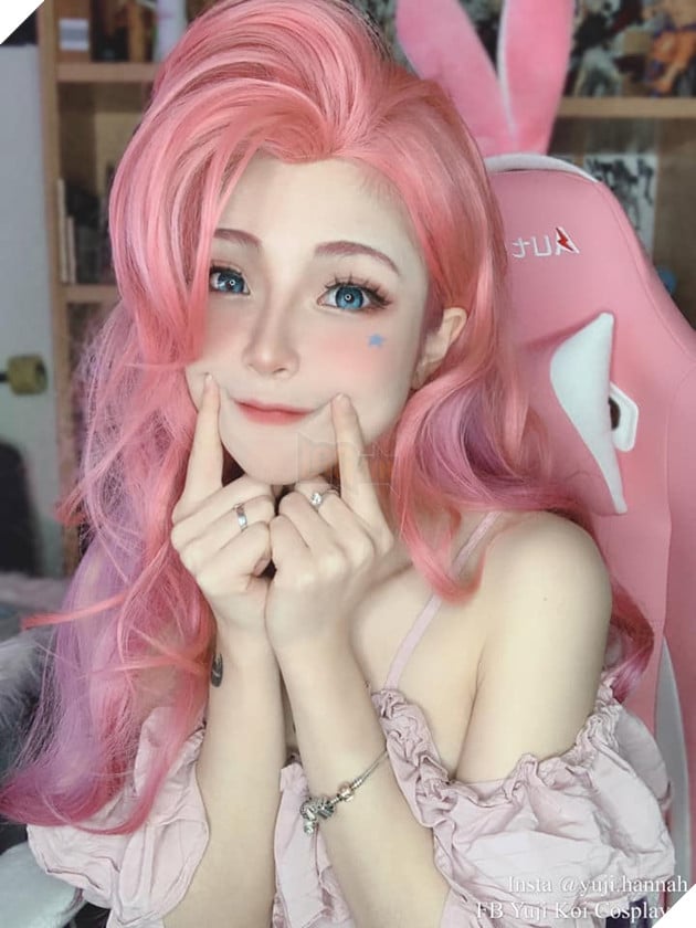 Không chỉ Seraphine,nữ coser Việt Nam khiến fan phát sốt khi hóa thân thành Nezuko, Luyến Trụ, Trùng Trụ,... 5