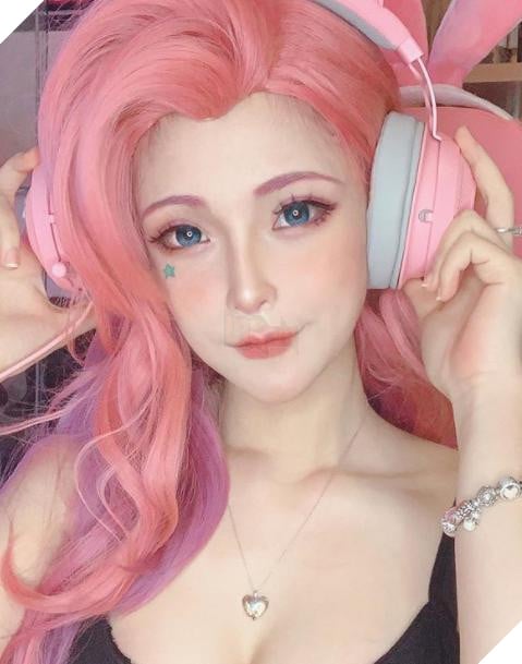 Không chỉ Seraphine,nữ coser Việt Nam khiến fan phát sốt khi hóa thân thành Nezuko, Luyến Trụ, Trùng Trụ,... 9