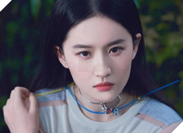 Đáp trả lại dư luận, Mulan Lưu Diệc Phi tung ảnh chứng minh không đơ , không già 5