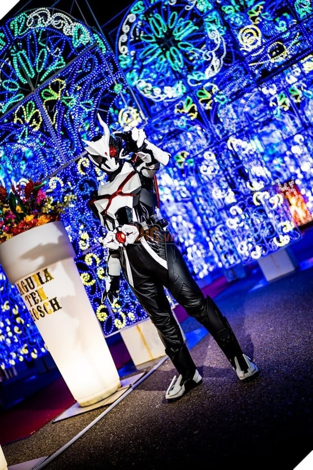 Kamen Rider Ark-One và loạt ảnh cosplay đỉnh cao ngoài đời thực 3