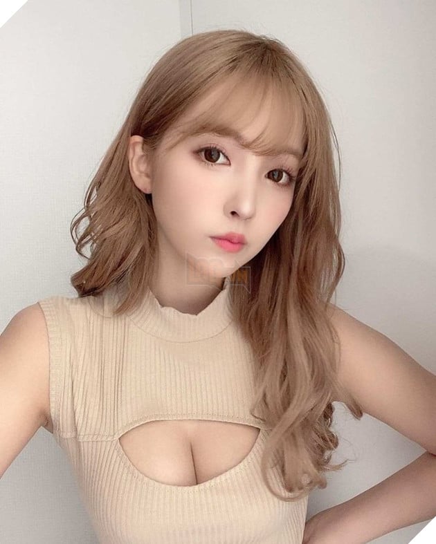 Các nữ diễn viên AV Nhật Bản làm chao đảo cư dân mạng trên YouTube