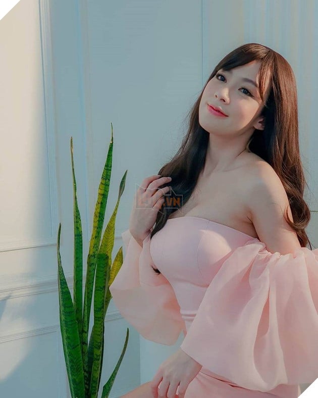 Gặp gỡ Chatkamon Sukkasem - Streamer Thái Lan trở thành người mẫu nội y 11