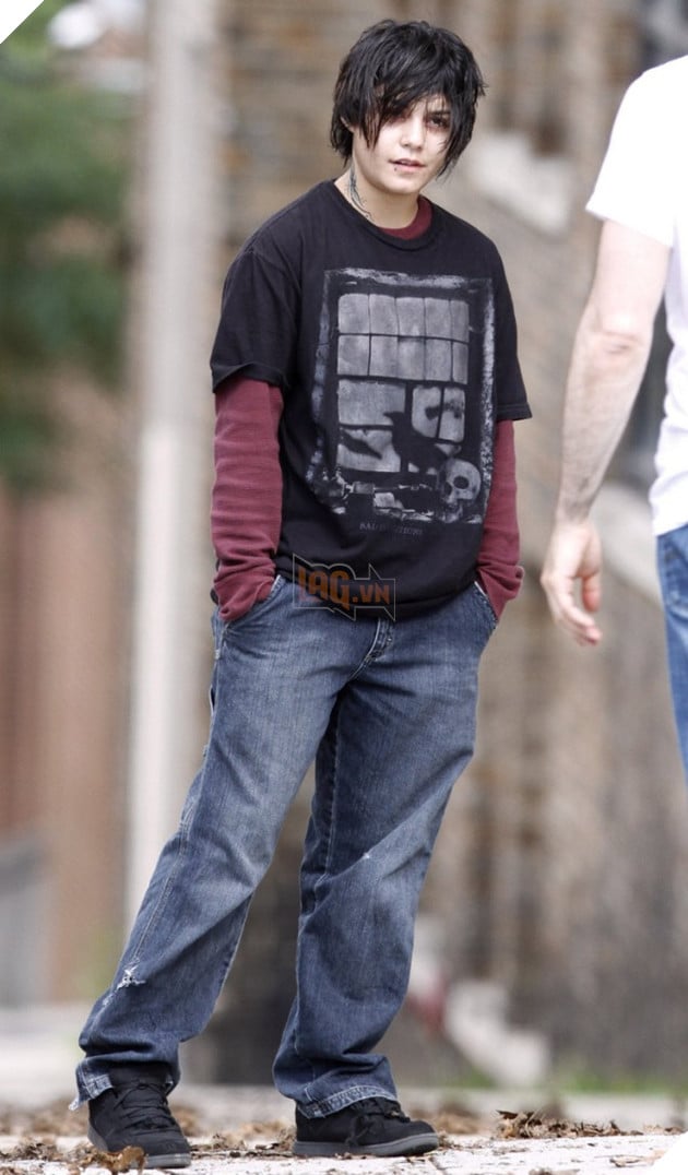 Nhan sắc đời thực siêu cuốn hút của những mỹ nhân đóng vai xấu xí trên phim 5