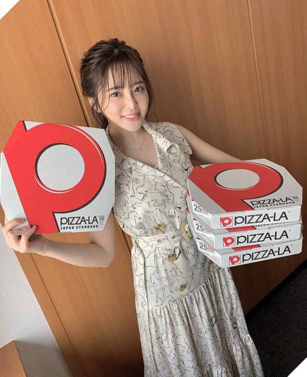 Nhận được lời mời làm ảnh mẫu cho Playboy, nữ Youtuber Mukbang liền bắt lấy cơ hội