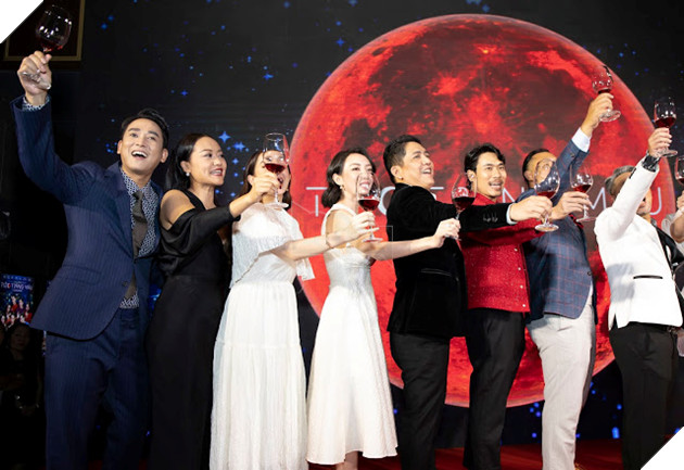 Dàn sao khủng đến dự buổi công chiếu phim Tiệc Trăng Máu 39