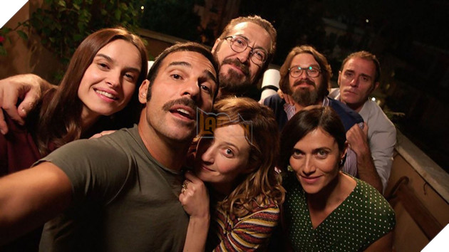 Tiệc Trăng Máu và những bản remake không thể bỏ qua của Perfect Strangers