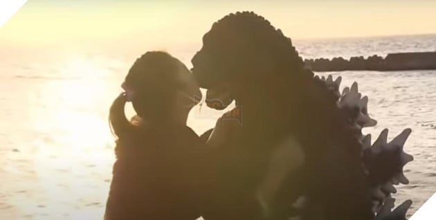 Chuyện Nhật như đùa: Bé gái 13 tuổi yêu…Godzilla, hẹn hò đầy “mặn nồng” với quái vật 8
