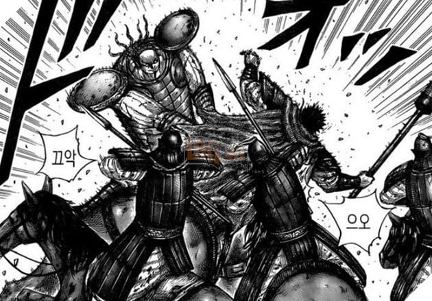 Spoiler Kingdom chap 659: Mãn Vũ phản công, con tin Hồ Vương kể chuyện quá khứ 2