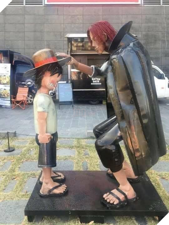 Tởm không thể tả với loạt tượng Luffy, Zoro, Nami trong One Piece: Thà đừng làm còn hơn! 10