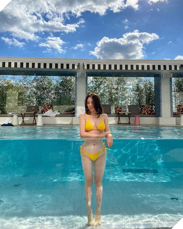 Youtuber Hàn Quốc Bitnara gây bão cộng đồng mạng với hình ảnh bồn tắm siêu sexy 10