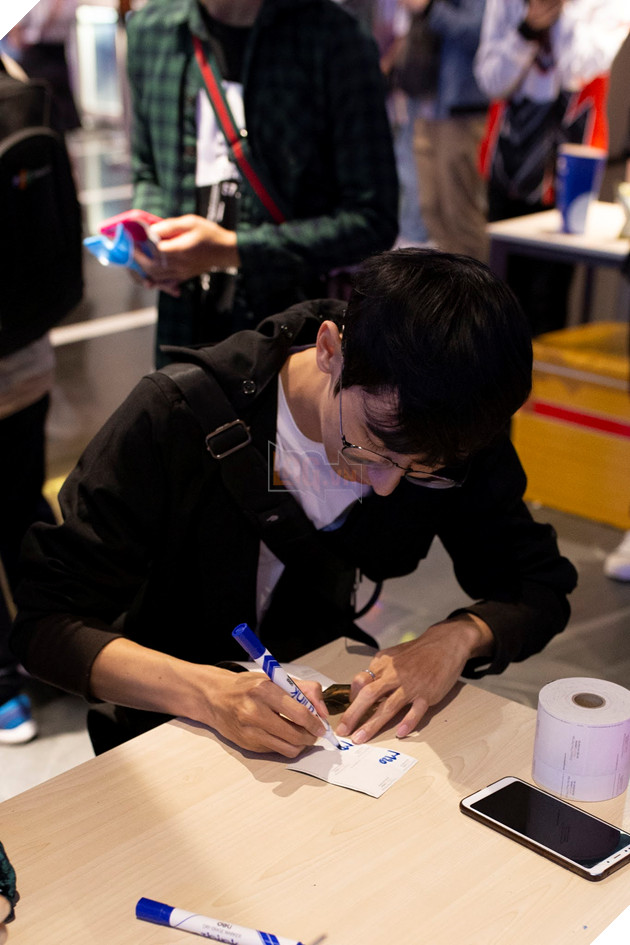 LMHT: Toàn cảnh Viewing Party CKTG 2020 tại TP.HCM 4