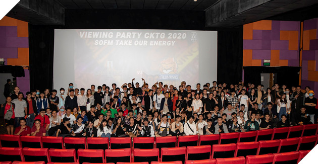LMHT: Toàn cảnh Viewing Party CKTG 2020 tại TP.HCM 13