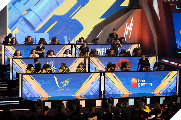 Free Fire: Heavy trở thành tân vương của Đấu trường Sinh tồn mùa đông 2020