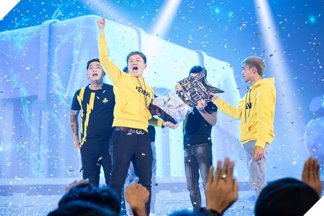 Free Fire: Người sáng lập Heavy nói gì sau chức vô địch Đấu trường Sinh tồn mùa đông 2020? 4