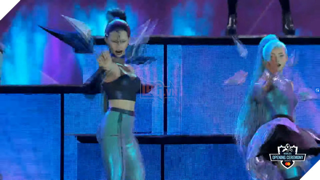 LMHT: Game thủ thực hiện ảnh chế về biểu cảm khó đỡ của các thành viên K/DA tại CKTG 2020 4