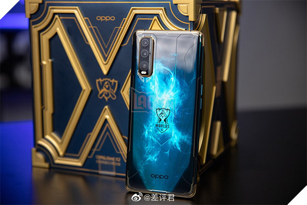 LMHT: SofM khoe với người hâm mộ một phần quà đặc biệt được OPPO trao tặng sau khi CKTG 2020 kết thúc 5