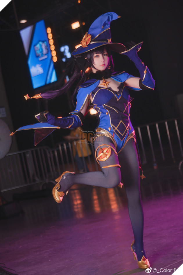 Mỹ nhân cosplay waifu Keqing, Mona trong Genshin Impact, game thủ đua nhau giành cưới! 9