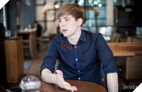 LMHT: Cộng đồnh Hàn Quốc phẫn nộ khi T1 chọn LS và Polt để dẫn dắt đội tuyển trong năm 2021