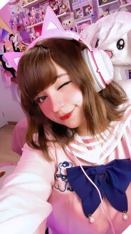 Ngất ngây choáng váng với nữ coser/streamer có tâm hồn siêu to khổng lồ nhất thế giới! 2