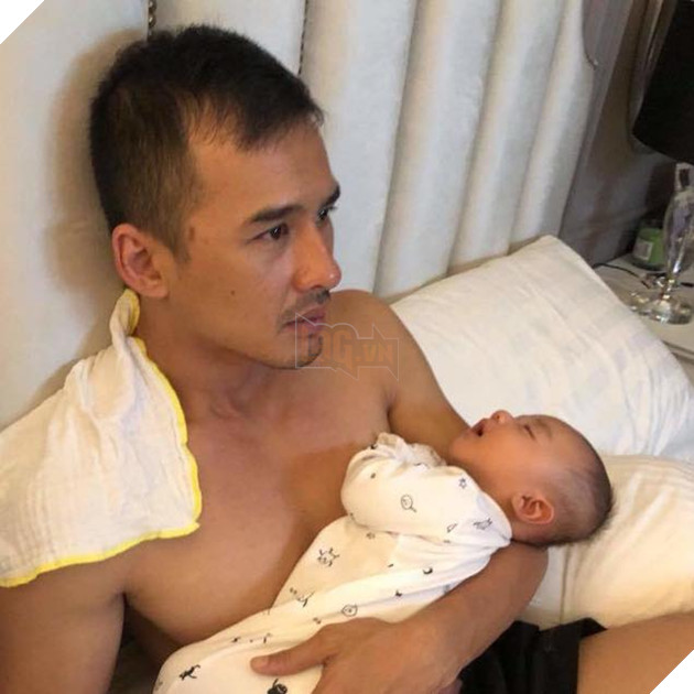 Loạt ảnh cực đáng yêu của các ông bố bỉm sữa trong showbiz Việt 9