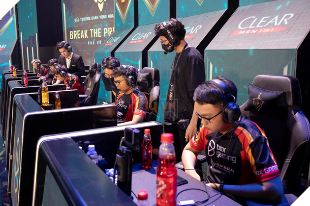  Bóng ma Sài thành - Saigon Phantom trở thành tân vương của Đấu trường Danh Vọng mùa đông 2020 2