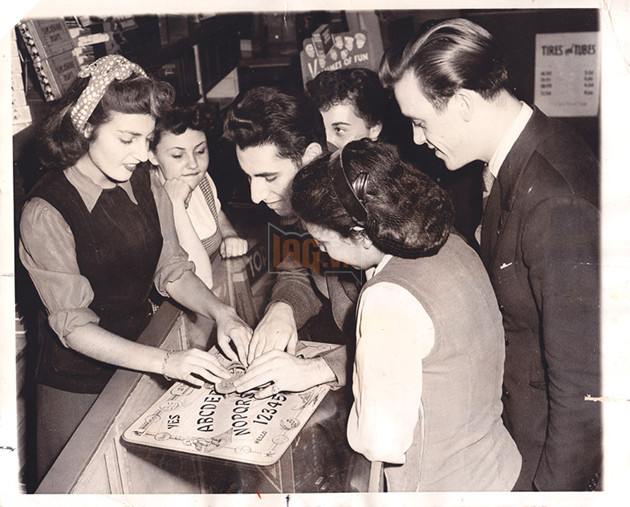 Bàn cầu cơ Ouija và lịch sử hình thành của trò chơi bị nguyền rủa đáng sợ nhất lịch sử loài người 5