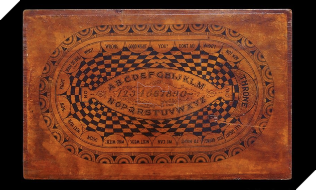 Bàn cầu cơ Ouija và lịch sử hình thành của trò chơi bị nguyền rủa đáng sợ nhất lịch sử loài người 8