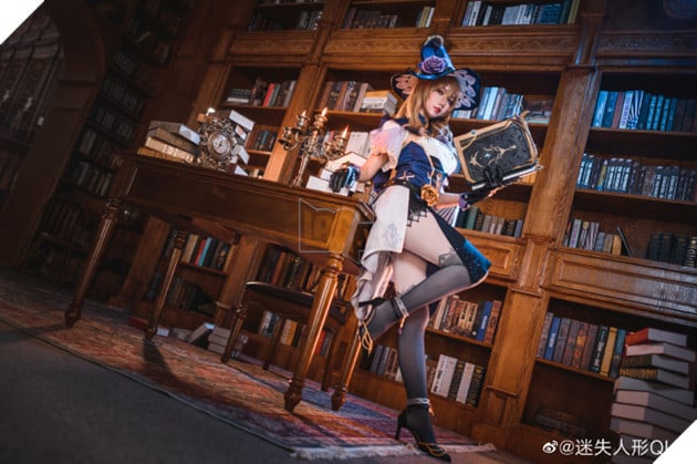Ngây ngất với bộ ảnh cosplay Lisa trong Genshin Impact quyến rũ hơn cả trong game 7
