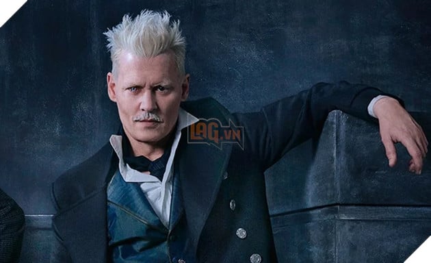 Johnny Depp vẫn nhận đủ catxe triệu USD dù bị cắt vai khỏi Fantastic Beasts 3?  2
