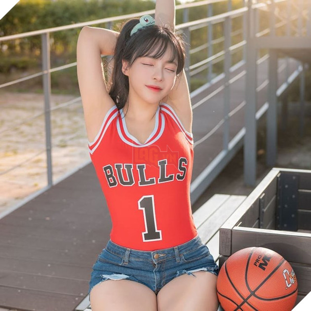 Stream tai quán Karaoke, Streamer sexy Momo cực sốc khi nghe âm thanh 19+ ở phòng bên cạnh  9