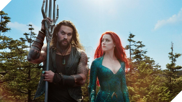 Amber Heard cho biết vẫn tiếp tục tham gia Aquaman 2 giữa bão tẩy chay 2