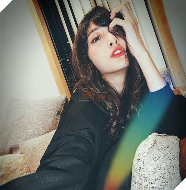 Choáng ngợp với nhan sắc của em gái quốc dân aka siêu nhân hồng Kudo Mio 11