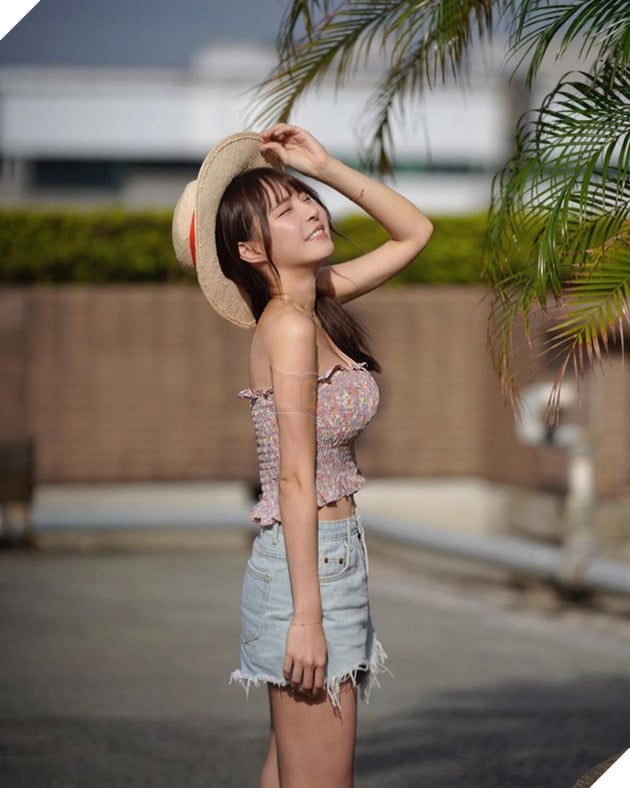 Nữ Streamer Đài Loan livestream và quên tắt camera khi tắm khiến người xem há hốc mồm 