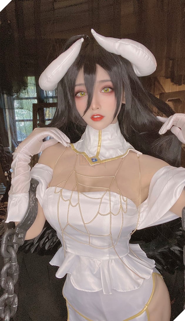 Nữ coser hóa thân Albedo Overlord khiến fan Quá-Nhiệt ! Không cosplay còn xinh đẹp hơn! 6