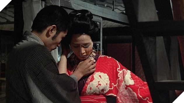 Bộ phim chứa cảnh nóng thật chính thức được công chiếu sau 44 năm trời bị cấm tại nhiều quốc gia 4