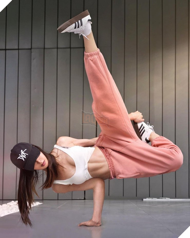 Sở hữu vẻ bề ngoài xinh đẹp, Nữ thần piano Cathryn khiến các đấng mày râu phải hút hồn  4