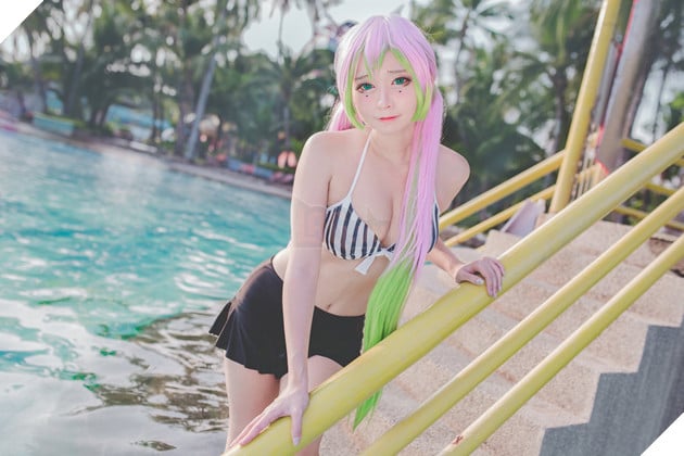 Nữ coser làm fan lòi con mắt với cosplay Luyến Trụ Kimetsu No Yaiba skin Tiệc Bể Bơi 5
