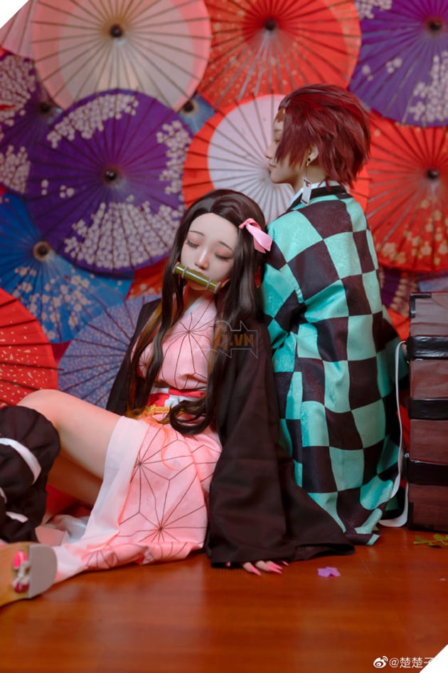  Nâng cấp vòng một, nữ coser xinh đẹp hơn cả bản gốc khi cosplay Nezuko Kimetsu No Yaiba 7