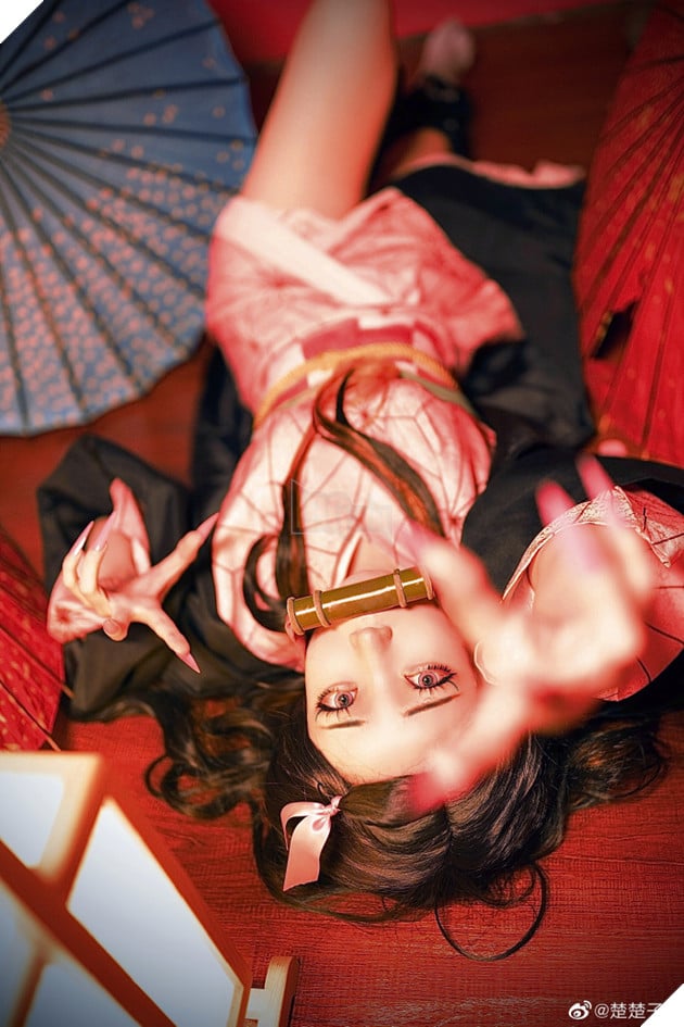  Nâng cấp vòng một, nữ coser xinh đẹp hơn cả bản gốc khi cosplay Nezuko Kimetsu No Yaiba 8