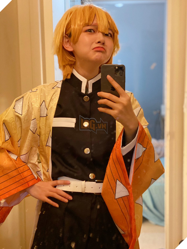 Chết cười! Nữ coser đáng yêu nhất cosplay Zenitsu Kimetsu No Yaiba và cái kết ngáo không tả!