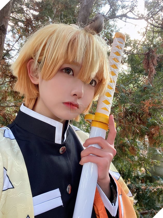 Chết cười! Nữ coser đáng yêu nhất cosplay Zenitsu Kimetsu No Yaiba và cái kết ngáo không tả! 6